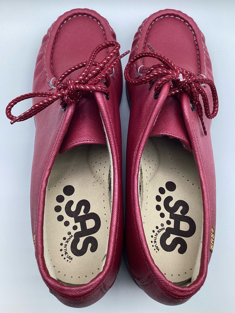 SAS Bounce Lace Up Moccassin Shoes Cranberry Size 8.5 Narrow Width